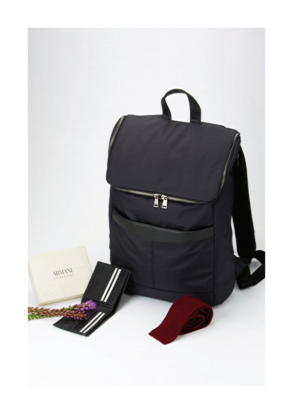 47������